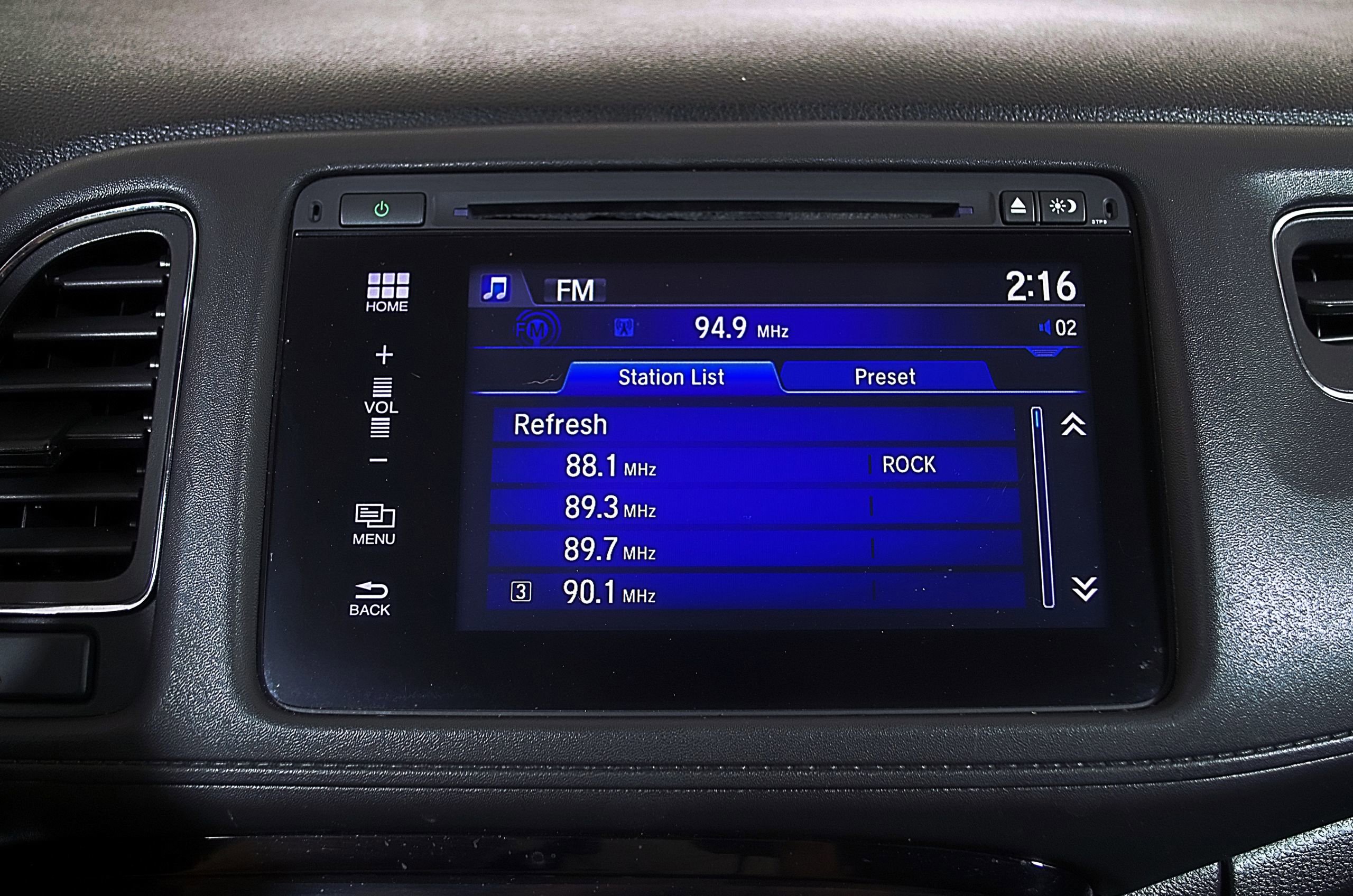 Used 2018 Honda HR-V EX image 24