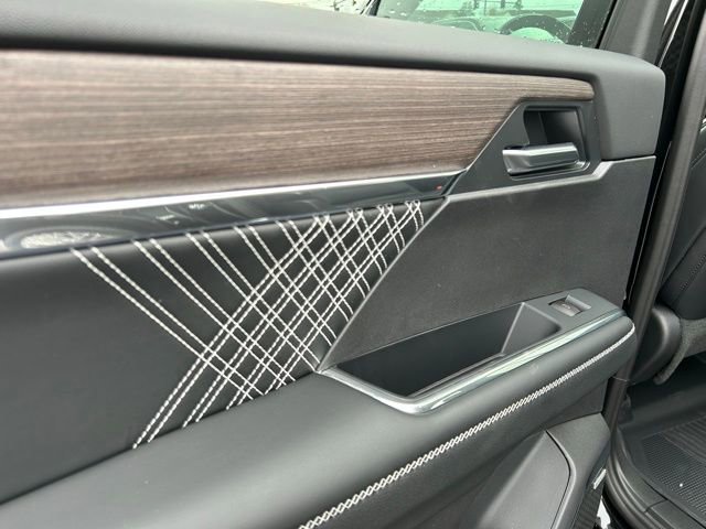 New 2026 GMC Acadia Denali w/ Super Cruise Package image 24