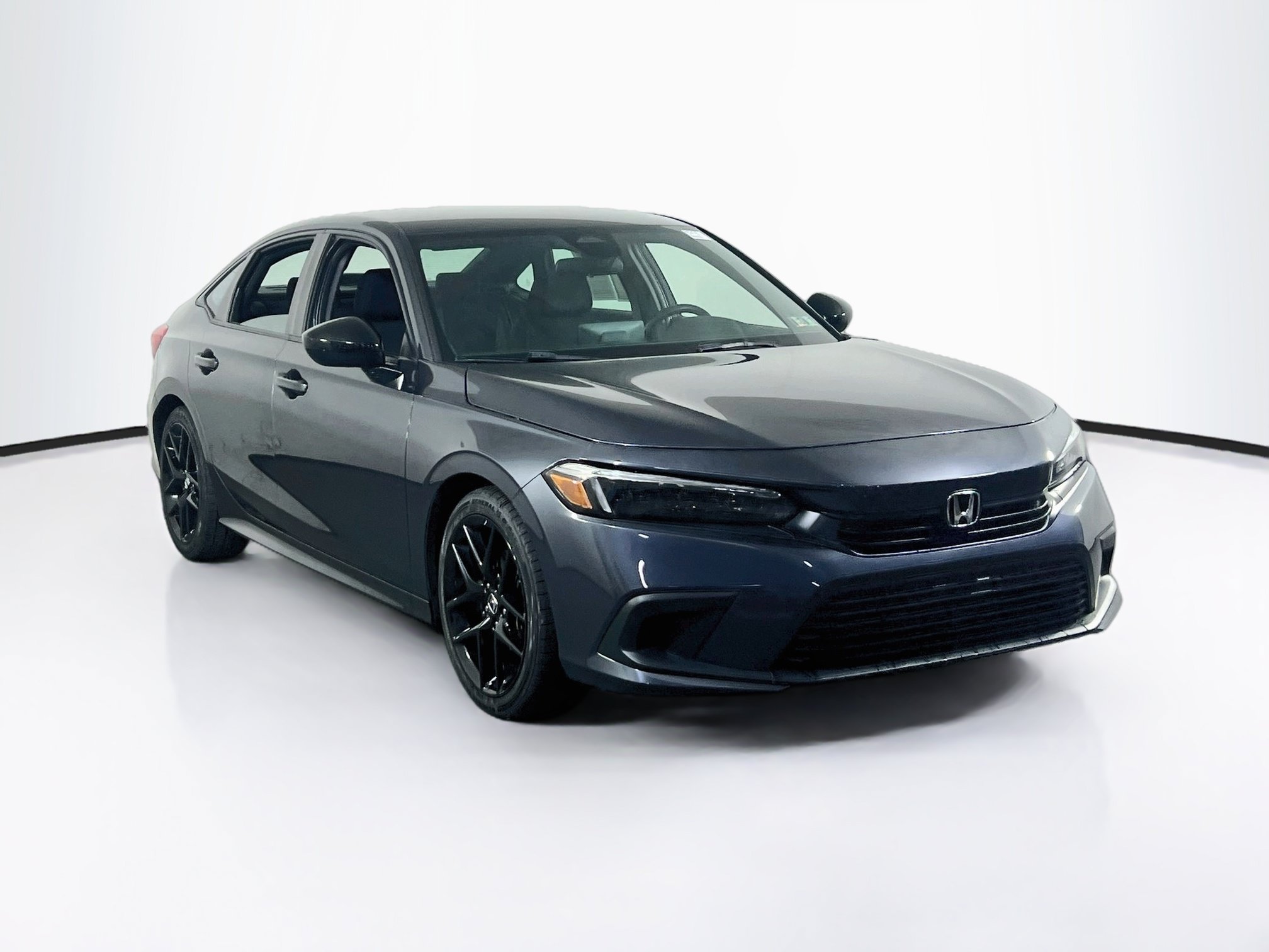 Used 2023 Honda Civic Sport image 3
