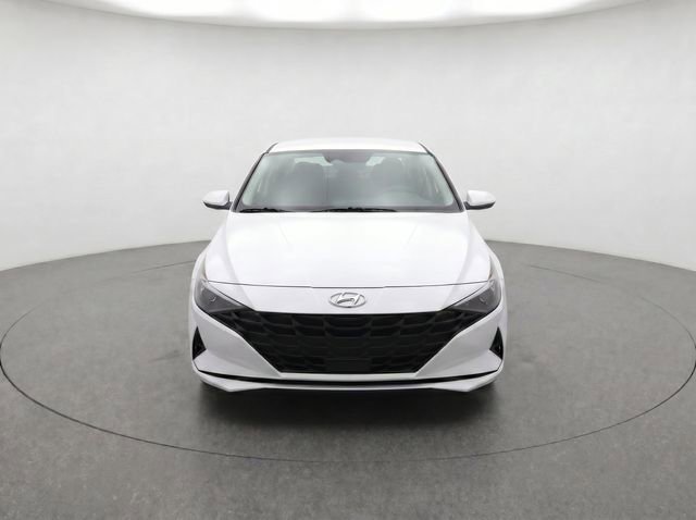 Used 2023 Hyundai Elantra Blue FWD image 9