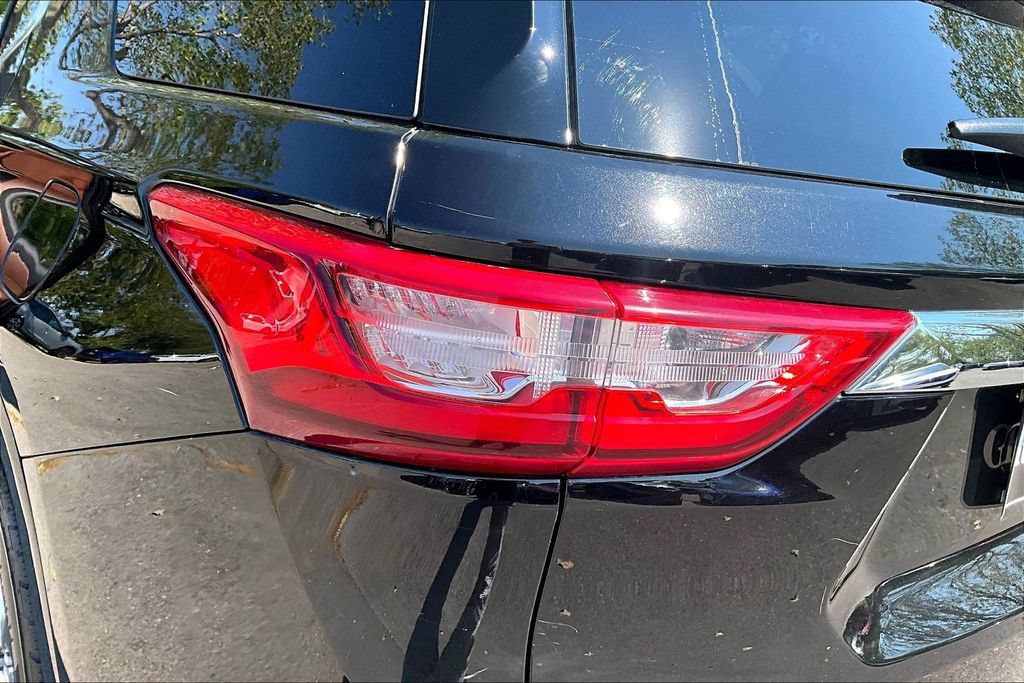 Used 2019 Chevrolet Traverse High Country w/ LPO, Floor Liner Package AWD/4WD image 42