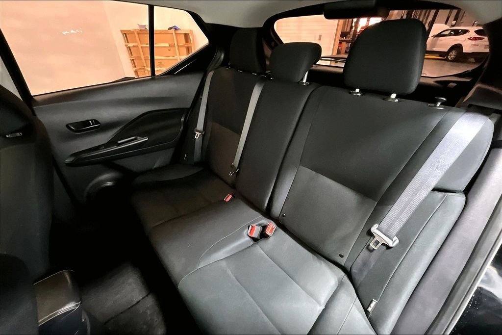 Used 2024 Nissan Kicks S image 32