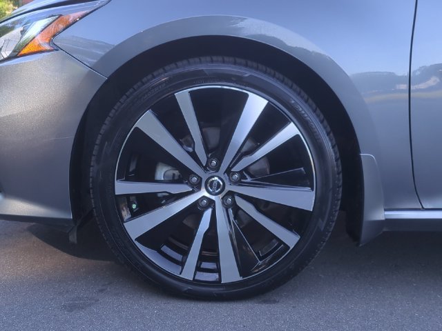 Used 2021 Nissan Altima 2.5 SR w/ SR Premium Package FWD image 19