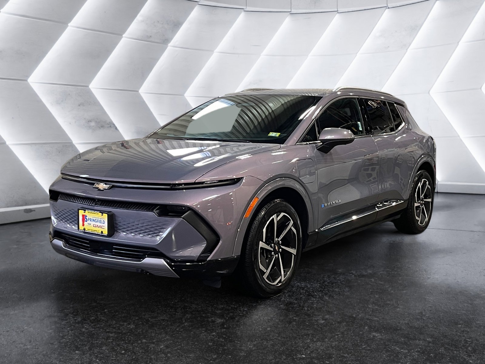 Used 2025 Chevrolet Equinox EV LT w/ Convenience Package image 2