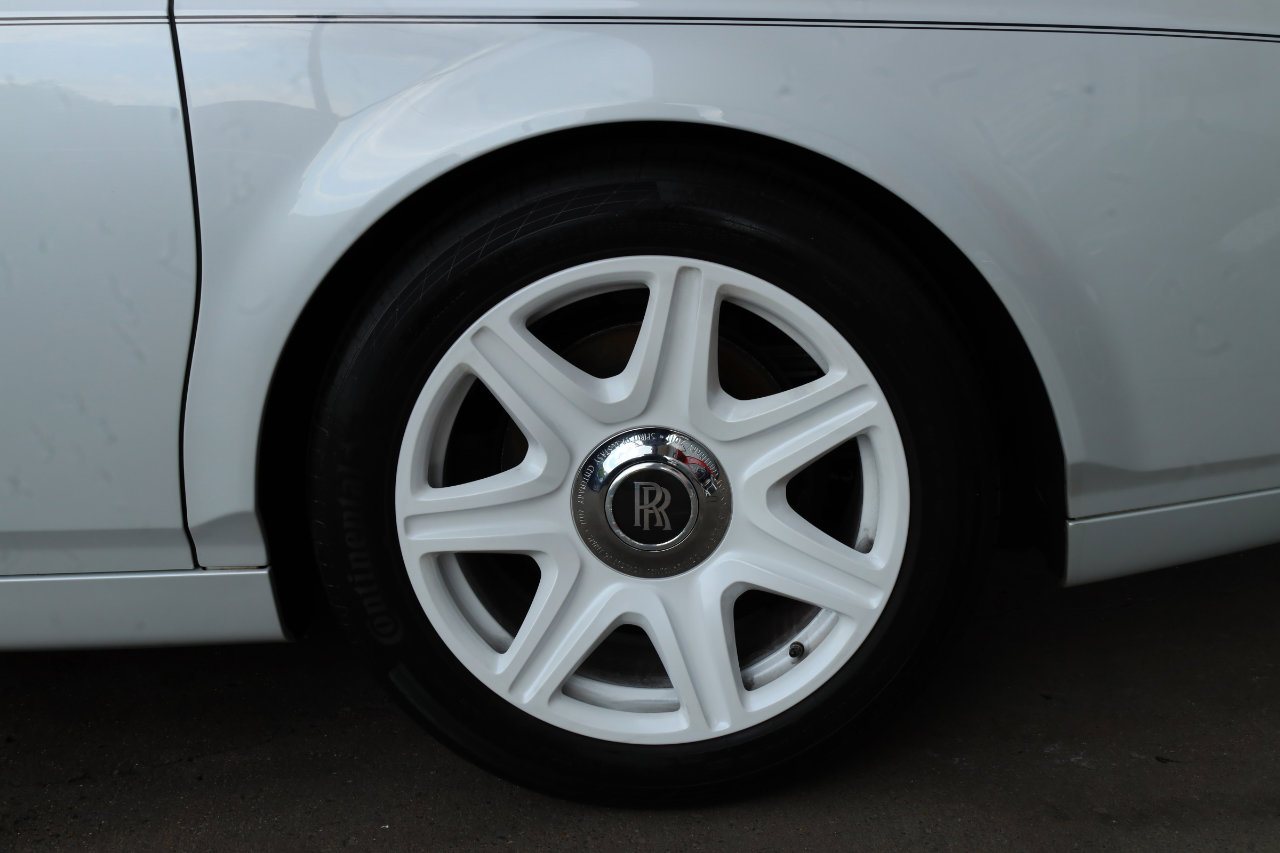 Used 2011 Rolls-Royce Phantom Sedan image 53