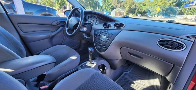 Used 2003 Ford Focus LX FWD image 14