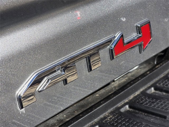 Used 2025 GMC Sierra 2500 AT4 w/ AT4 Premium Plus Package image 6