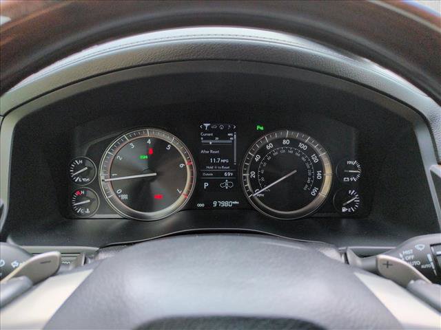 Used 2018 Lexus LX 570 4WD w/ Luxury Package image 11