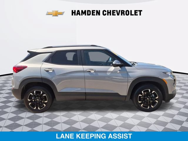 Used 2023 Chevrolet TrailBlazer LT w/ Convenience Package AWD/4WD image 2