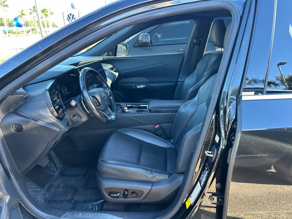 Used 2024 Lexus RX 350 Premium w/ Accessory Package (Z1) FWD image 15