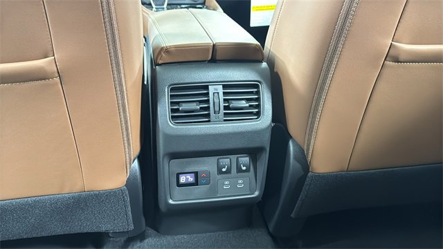 New 2026 Nissan Rogue Platinum w/ Platinum Premium Package image 37