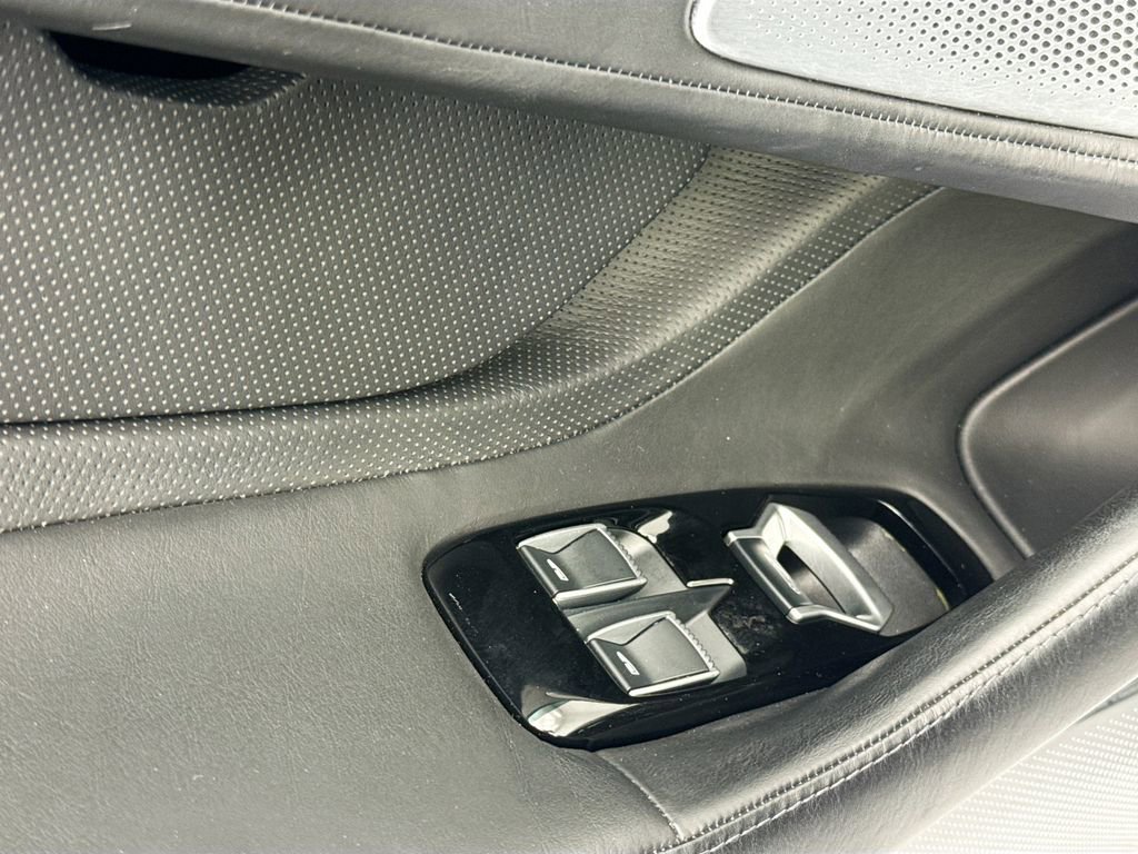 Used 2020 McLaren GT RWD image 20