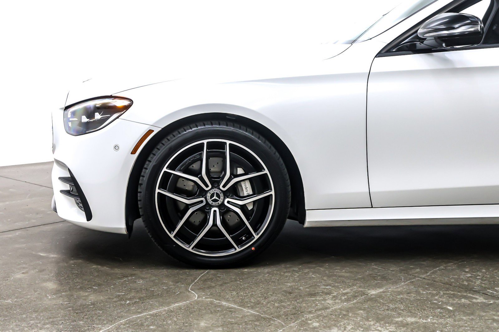 Used 2022 Mercedes-Benz E 350 Sedan w/ AMG Line Exterior image 11
