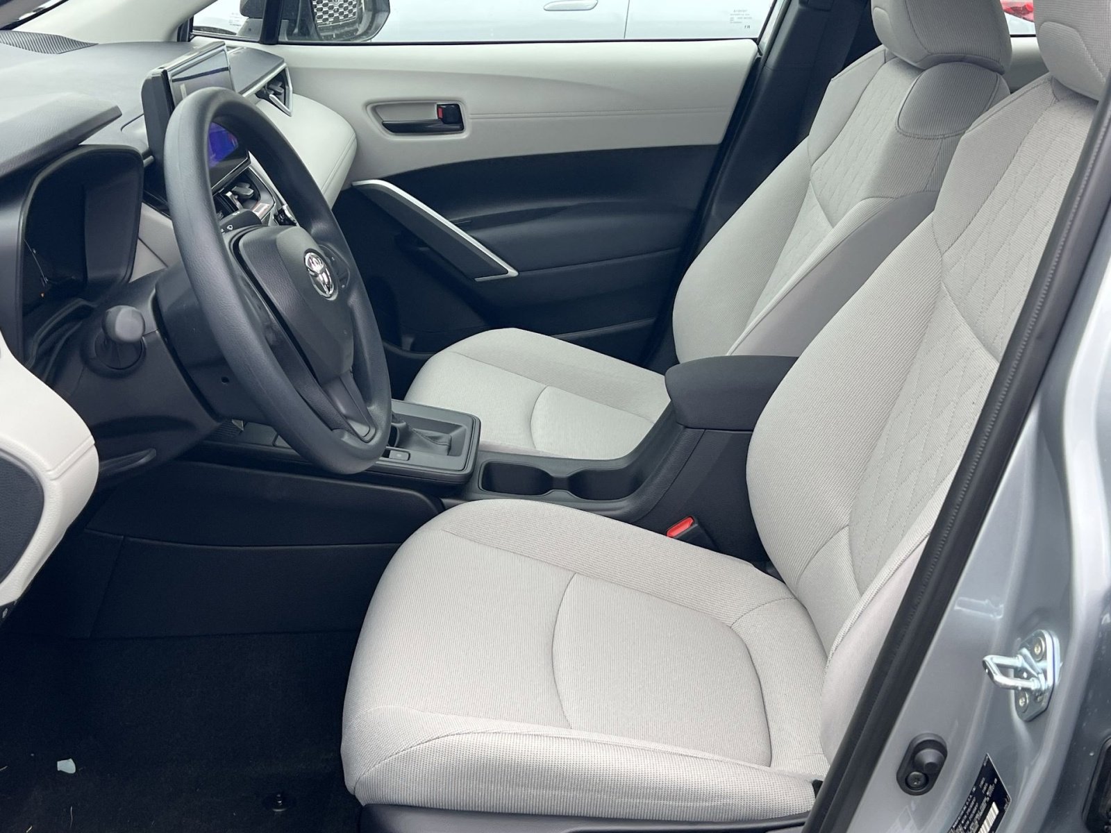 New 2026 Toyota Corolla Cross L image 7