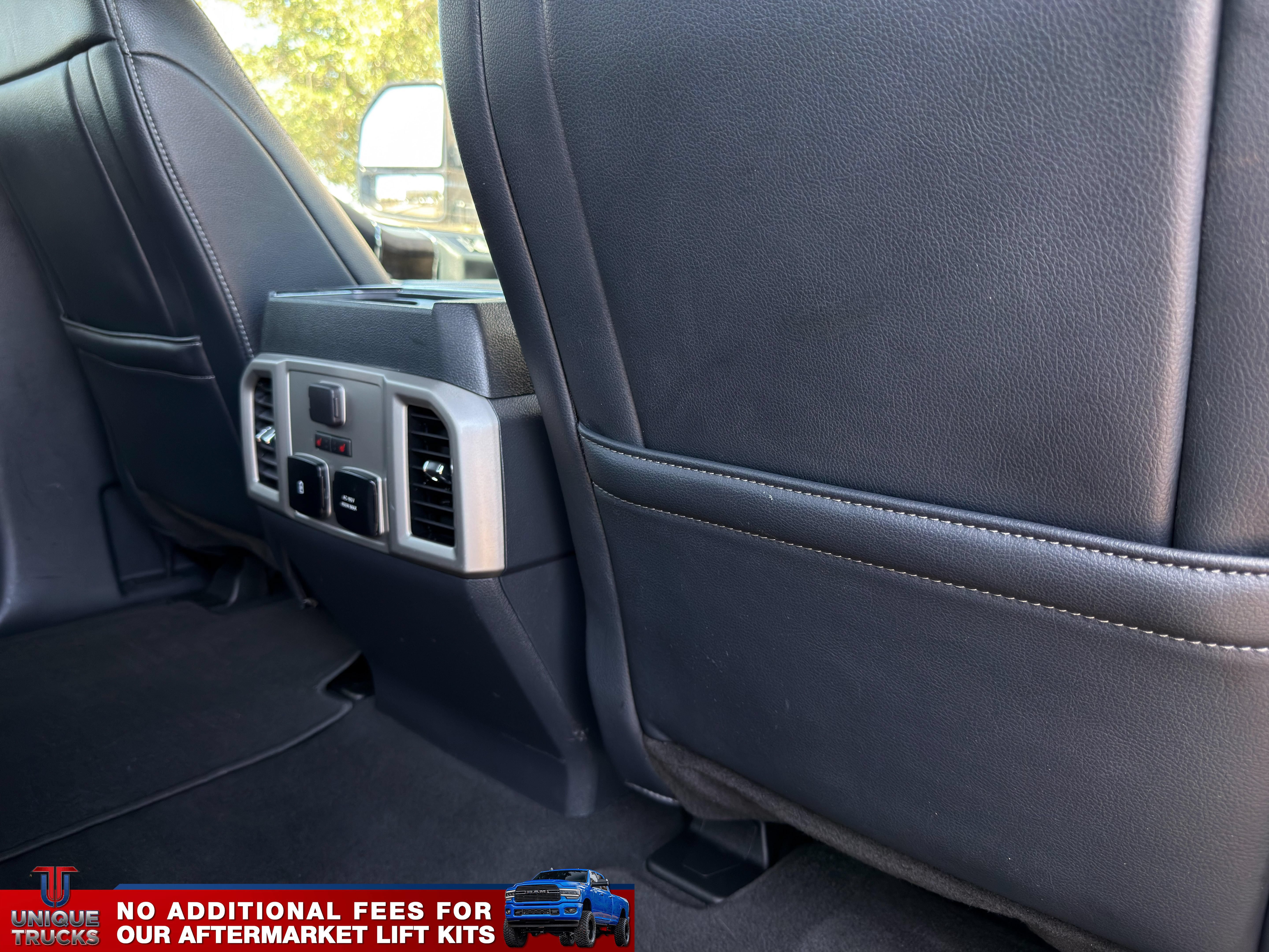 Used 2022 Ford F250 Lariat w/ Black Appearance Package AWD/4WD image 27