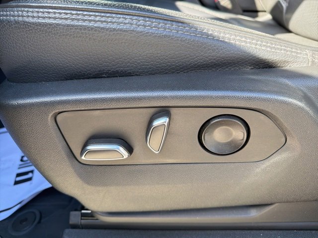 Used 2022 GMC Yukon Denali image 11