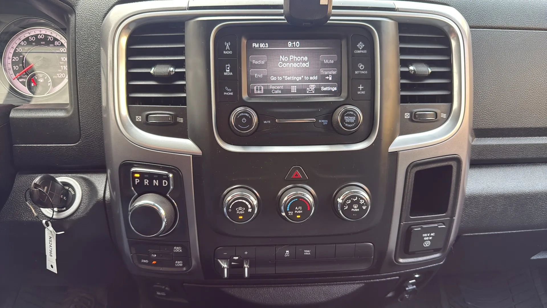Used 2022 RAM 1500 Classic SLT w/ Protection Group AWD/4WD image 17