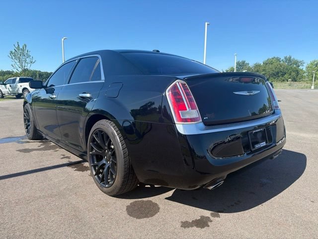 Used 2012 Chrysler 300 C Luxury Series w/ 19-Premium Speaker Group RWD image 12