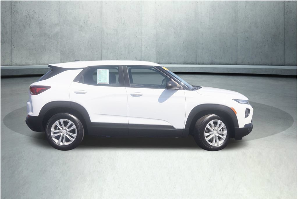 Used 2023 Chevrolet TrailBlazer LS FWD image 11