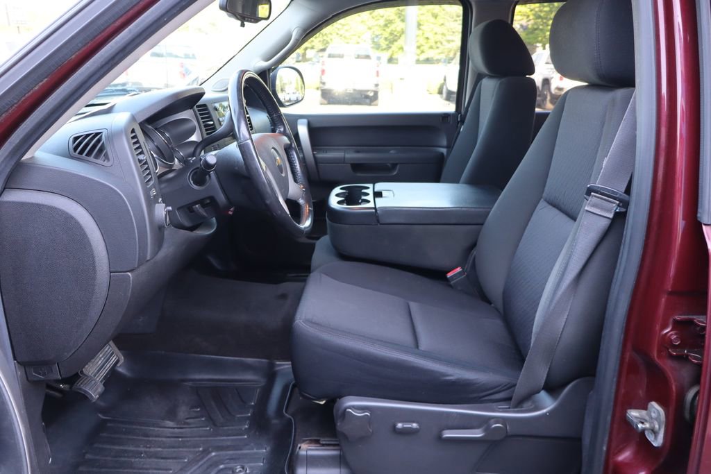 Used 2013 Chevrolet Silverado 1500 LT w/ All-Star Edition AWD/4WD image 4
