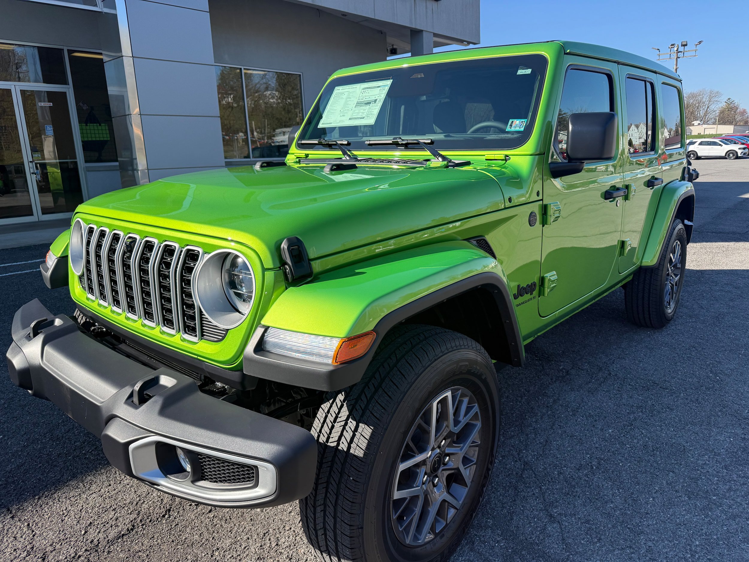 New 2026 Jeep Wrangler Sahara w/ Technology Group AWD/4WD image 4
