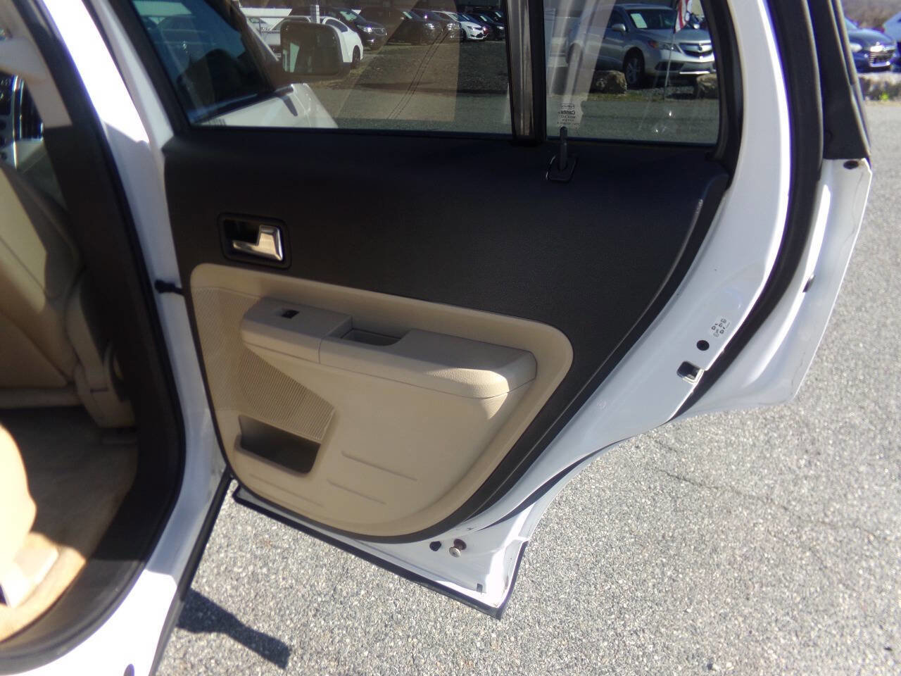 Used 2010 Ford Edge Limited AWD/4WD image 32