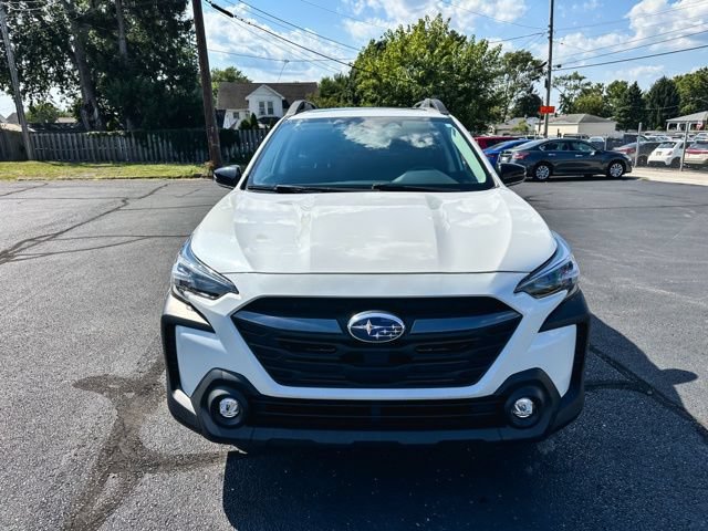 Used 2024 Subaru Outback Premium AWD/4WD image 2