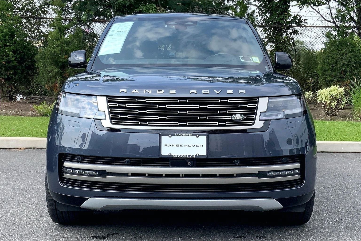Certified 2024 Land Rover Range Rover SE AWD/4WD image 2