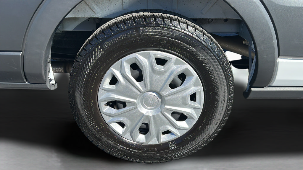 Used 2026 Ford Transit 350 XLT RWD image 7