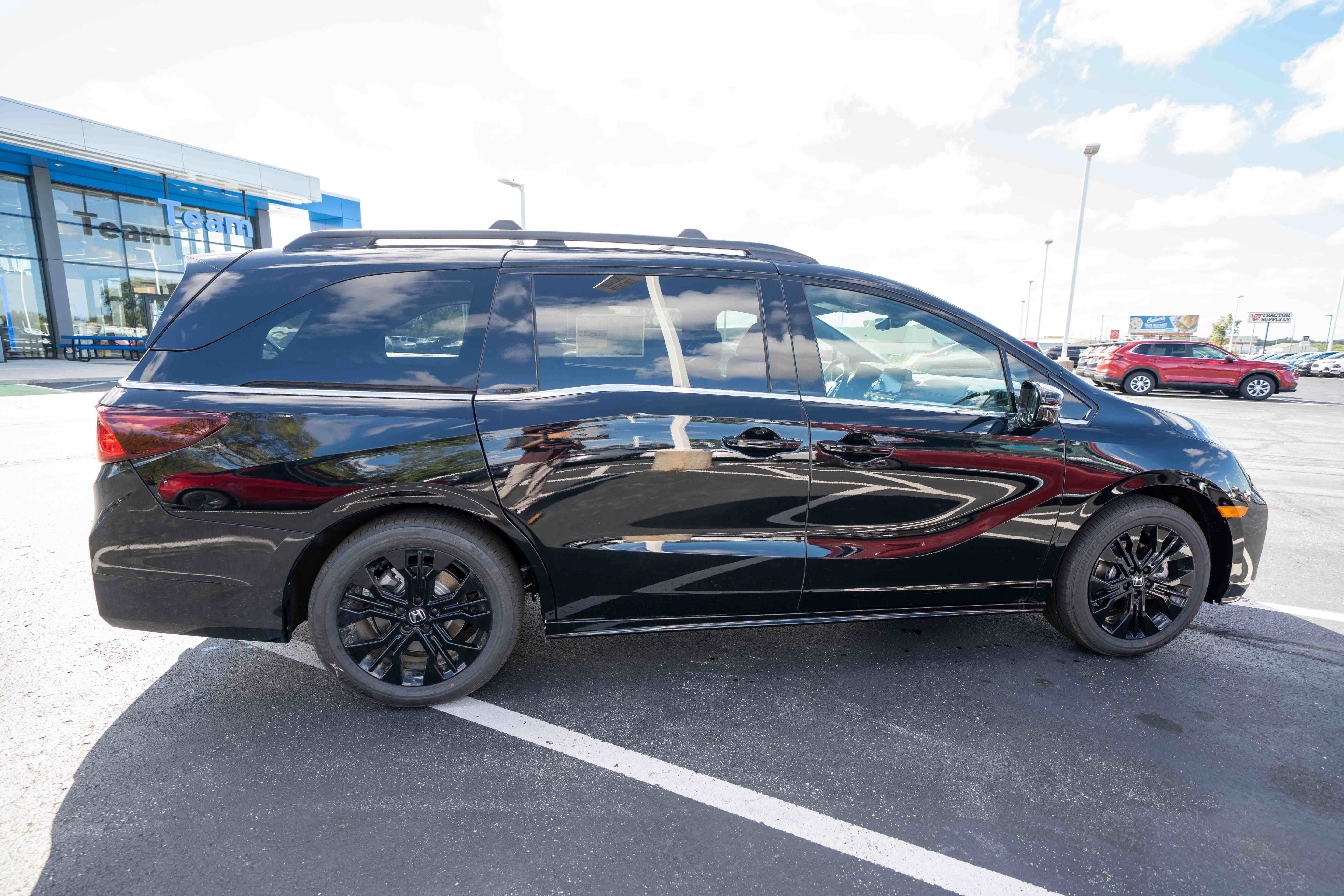 New 2026 Honda Odyssey Sport-L image 6