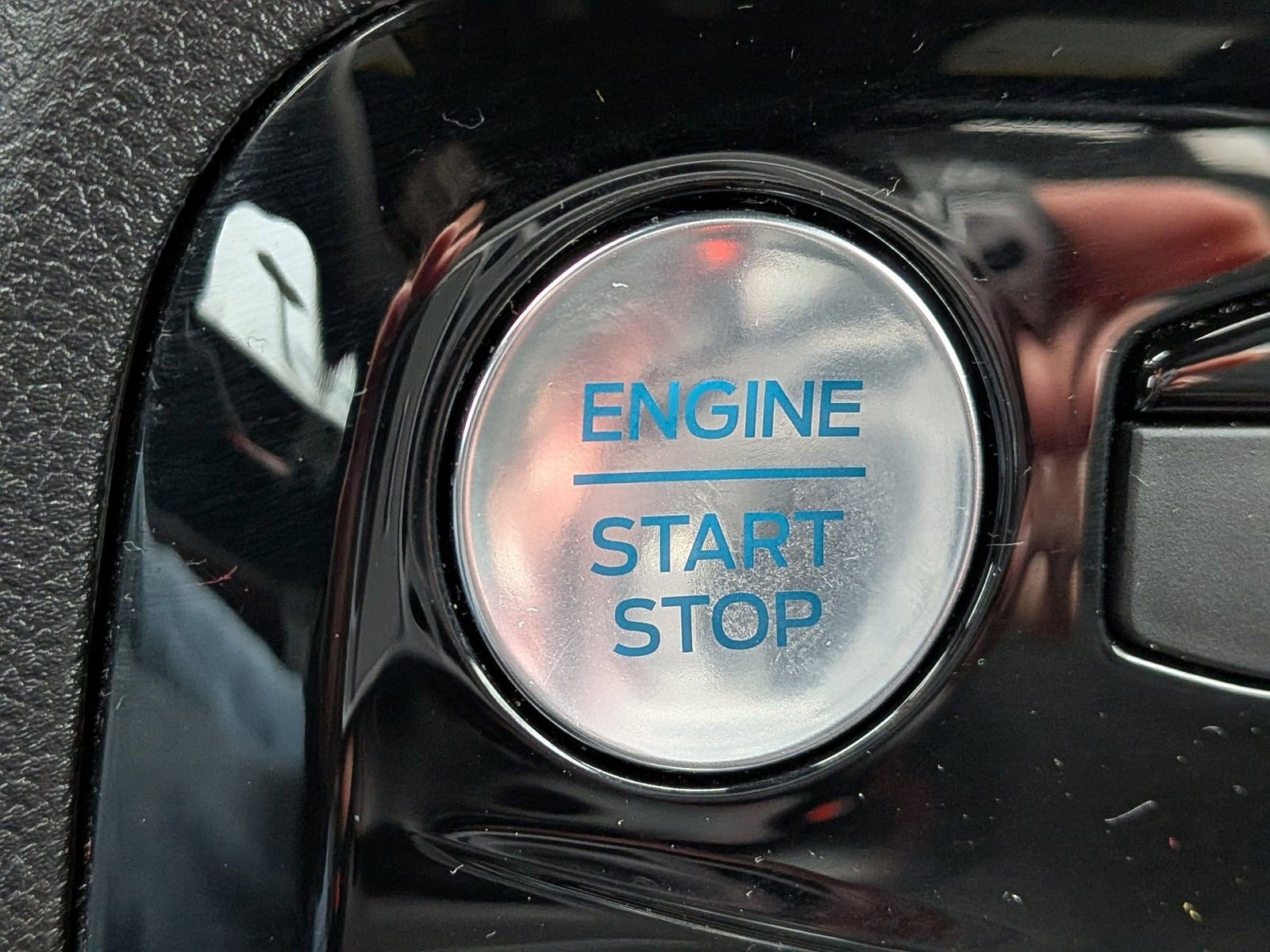 Certified 2023 Ford Escape ST-Line w/ Tech Pack #1 image 33