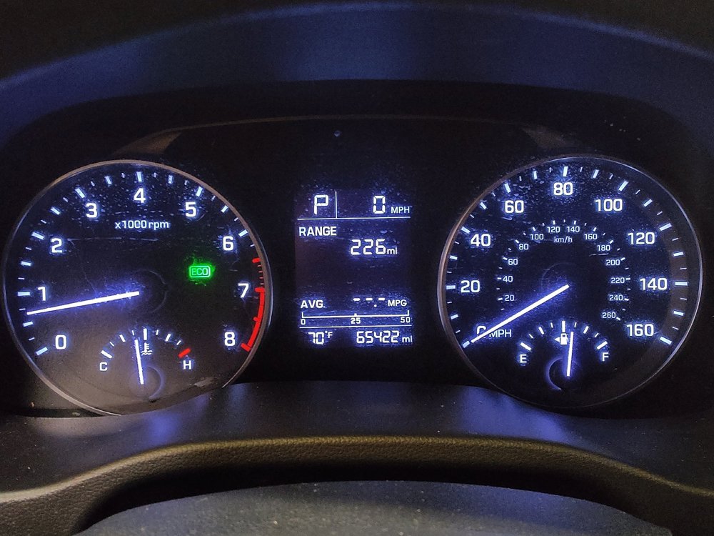 Used 2017 Hyundai Elantra SE image 23