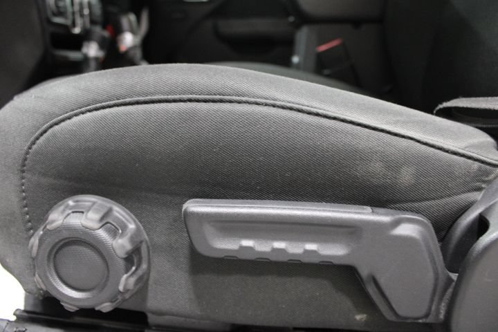 Used 2021 Jeep Gladiator Sport AWD/4WD image 18
