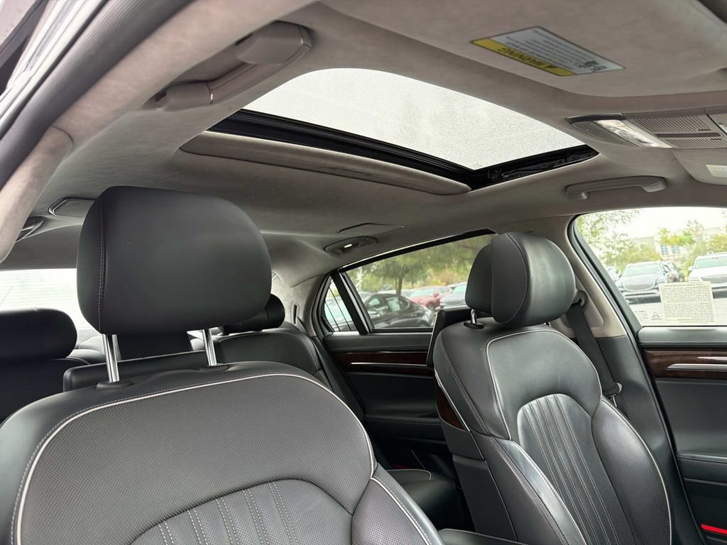 Used 2019 Genesis G90 5.0 Ultimate RWD image 22