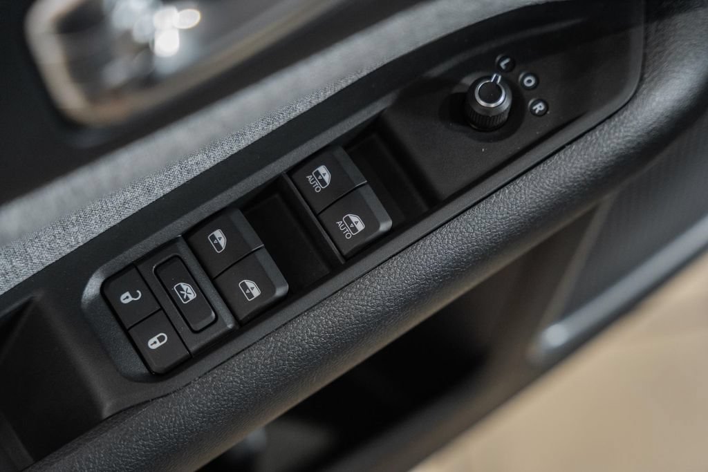 Certified 2022 Jeep Compass Latitude AWD/4WD image 39