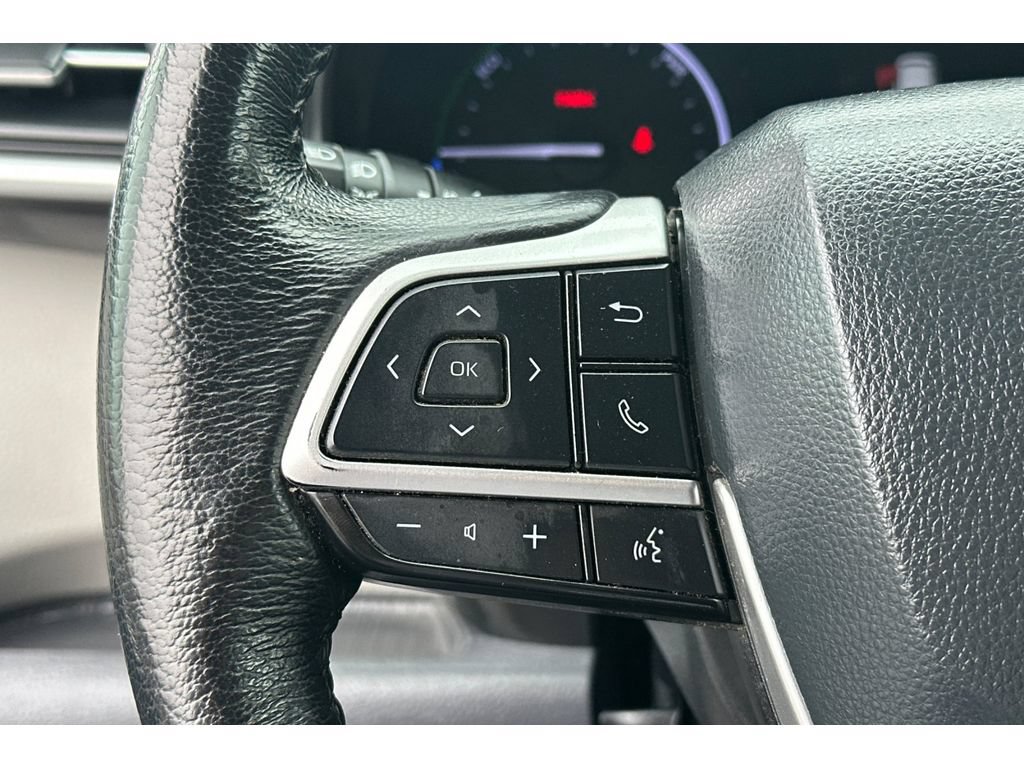 Used 2021 Toyota Sienna XLE FWD image 27