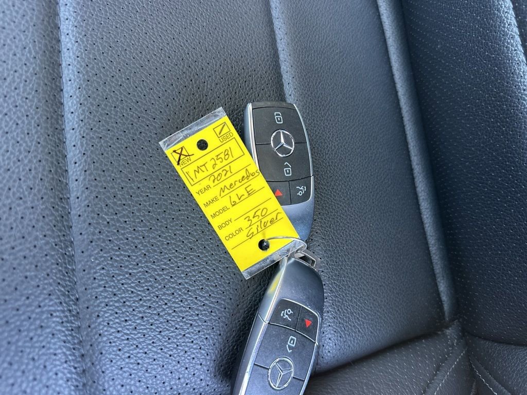 Used 2021 Mercedes-Benz GLE 350 w/ 3rd Row Seat Package image 35