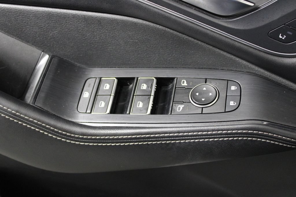 Certified 2021 Nissan Rogue Platinum FWD image 25