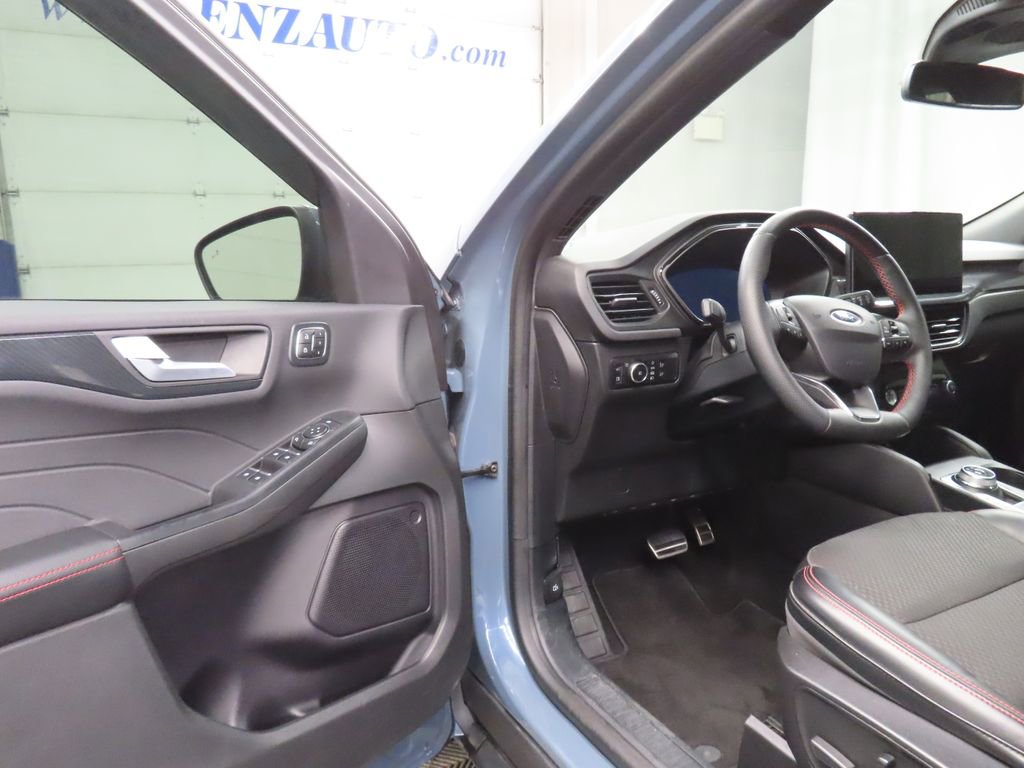 Used 2024 Ford Escape ST-Line Elite image 41