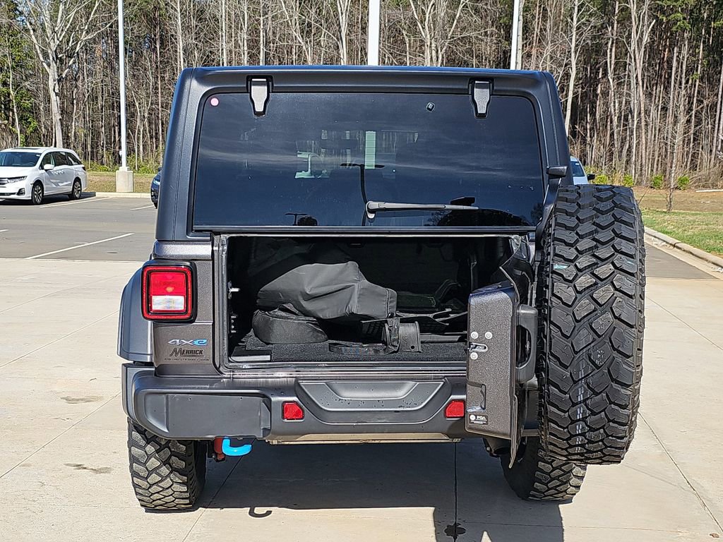 Used 2023 Jeep Wrangler Unlimited w/ Cold Weather Group image 14