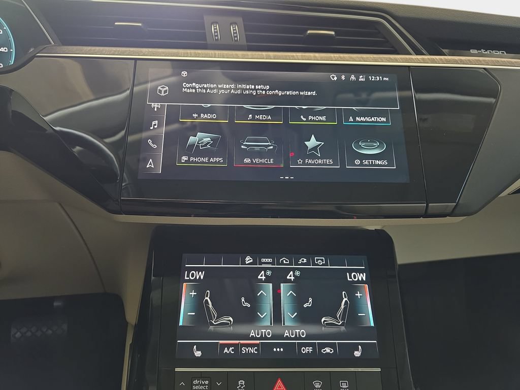 Used 2024 Audi Q8 e-tron Premium Plus AWD/4WD image 16