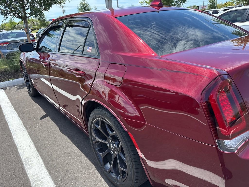 Used 2019 Chrysler 300 S image 4