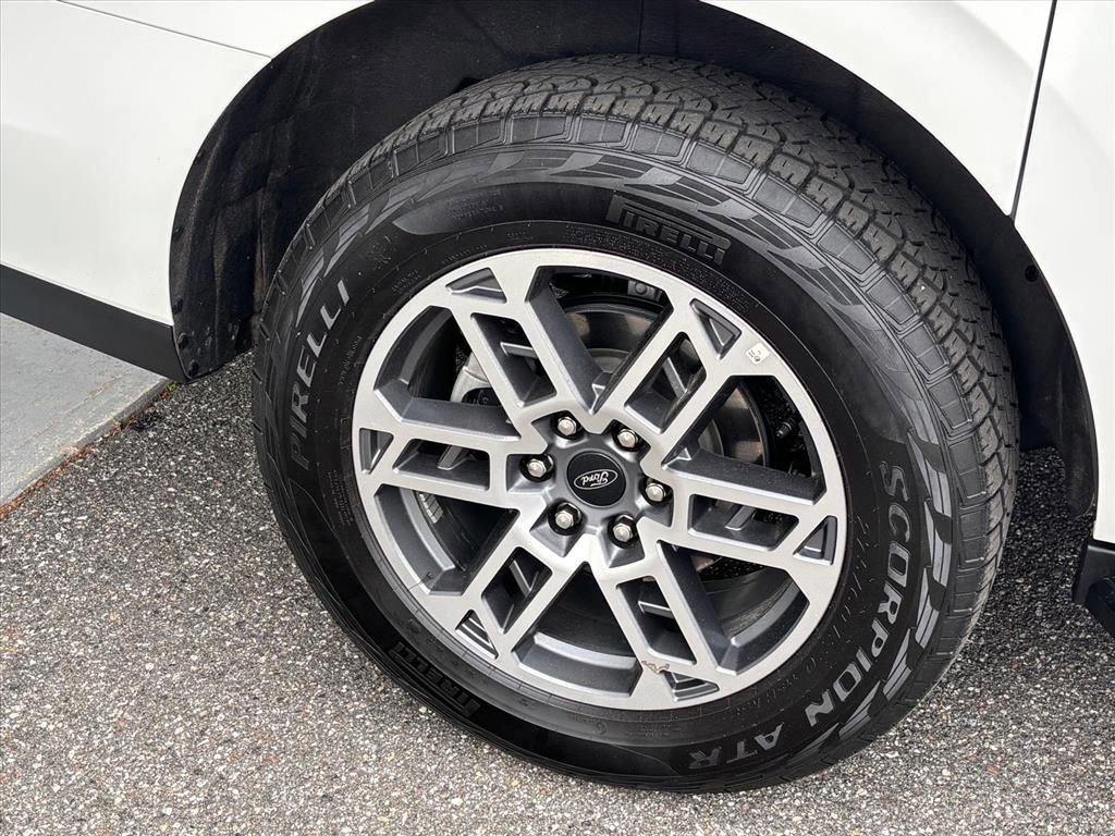 Used 2025 Ford Expedition Max Active AWD/4WD image 27