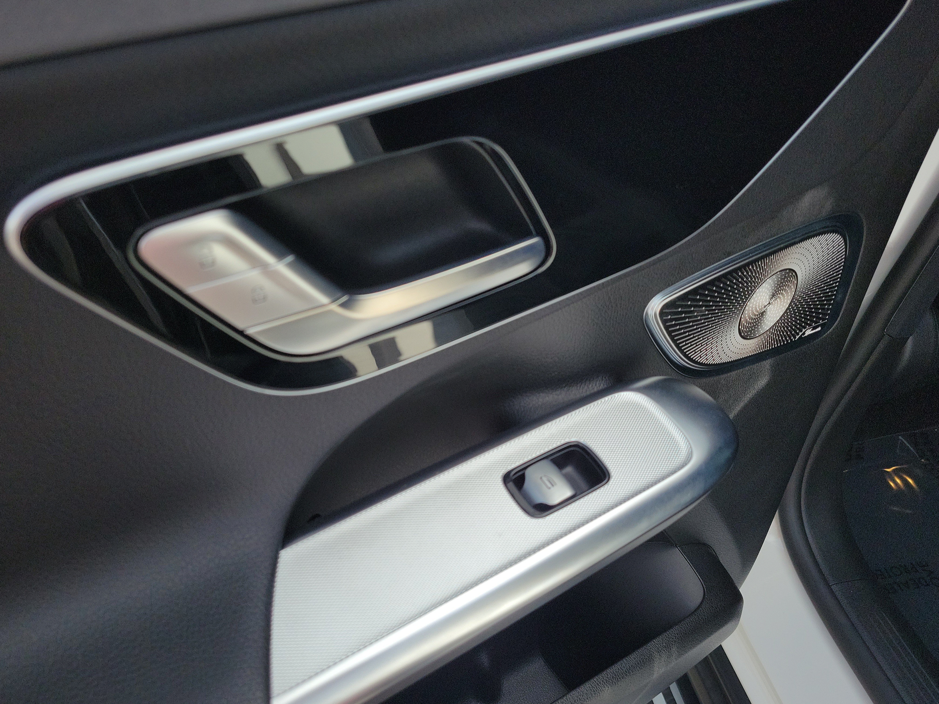 Certified 2023 Mercedes-Benz EQE 500 4MATIC SUV image 8
