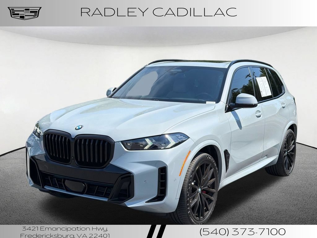 Used 2024 BMW X5 xDrive40i w/ M Sport Package AWD/4WD image 1