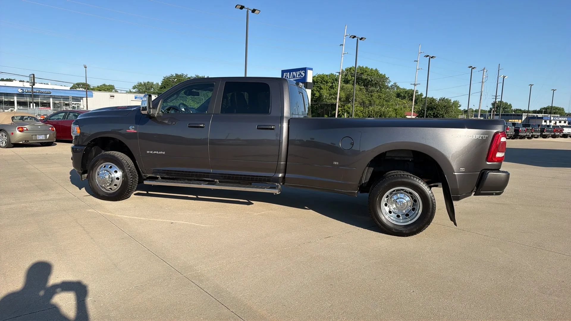 Used 2023 RAM 3500 Laramie AWD/4WD image 12