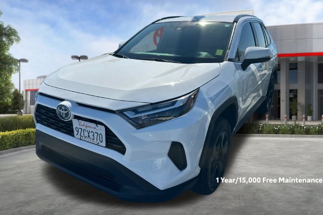 Used 2024 Toyota RAV4 LE AWD/4WD image 2