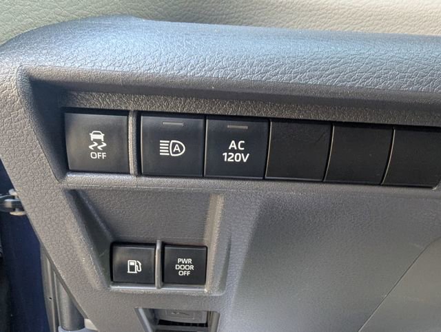 Used 2021 Toyota Sienna XLE w/ XLE Plus Package image 22