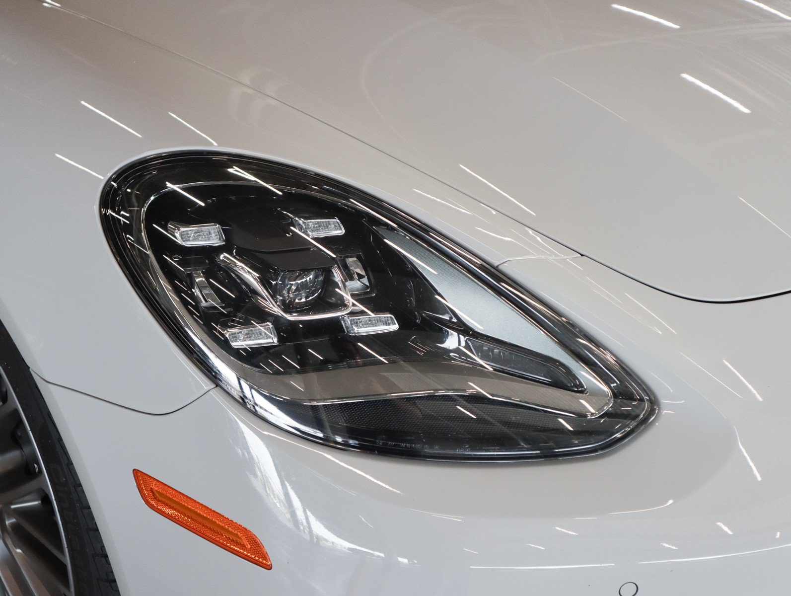 Certified 2023 Porsche Panamera Platinum Edition RWD image 27