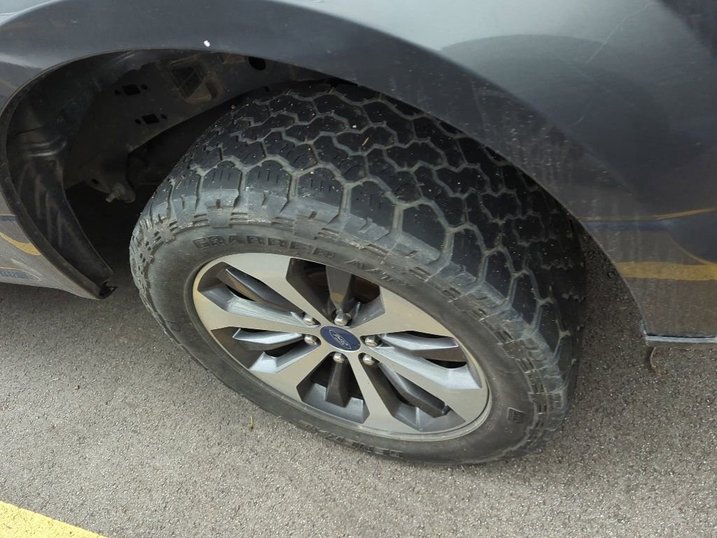 Used 2019 Ford F150 XL w/ Equipment Group 101A Mid AWD/4WD image 5